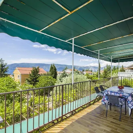 아파트 Apartment Vili