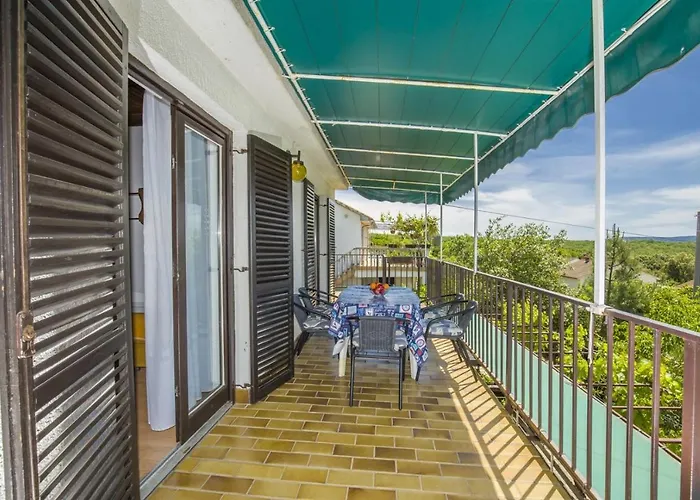 Apartment Vili * Pinezići