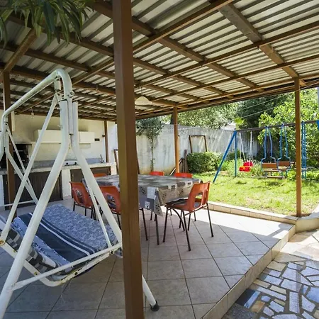 Apartment Vili Lägenhet *