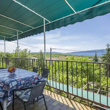 Apartament Apartment Vili *
