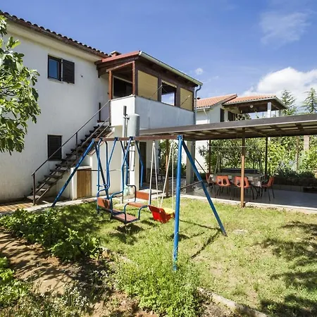 Apartament Apartment Vili